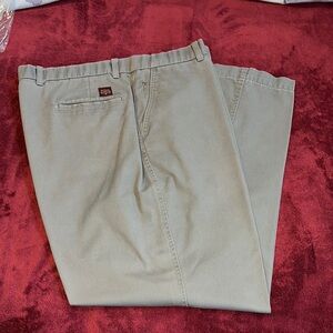 42x30 Men's Gray Khaki Pants